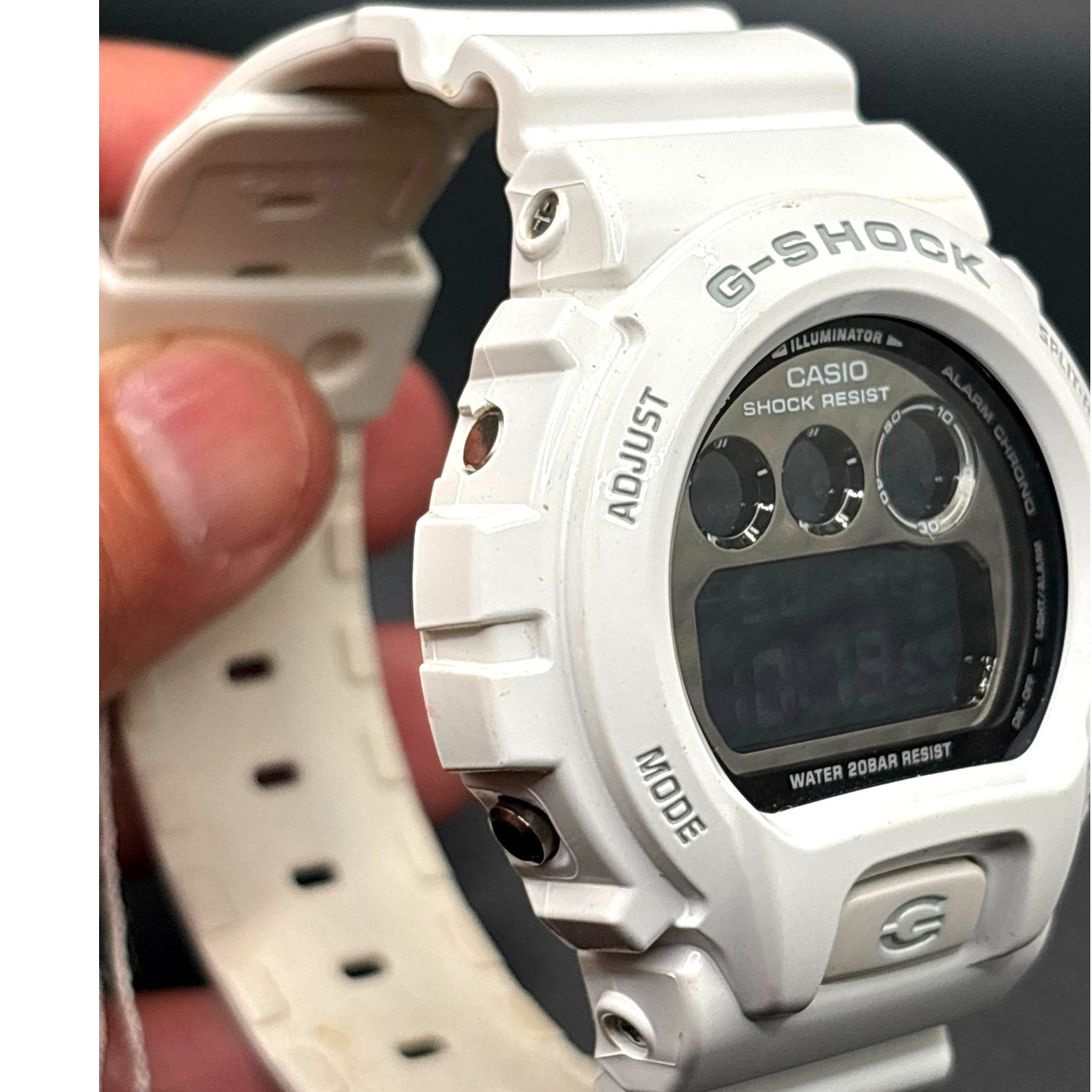 Casio G-Shock DW6900-7 Metallic Mirror White Glossy Digital Men's Watch NIBWT
