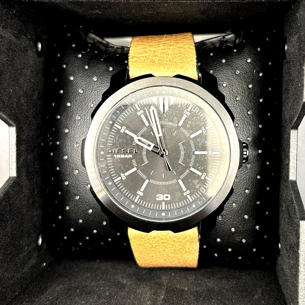 Diesel Machinus DZ1788 Men’s Black Dial Brown Leather Watch 10 BAR Quartz NIBWT