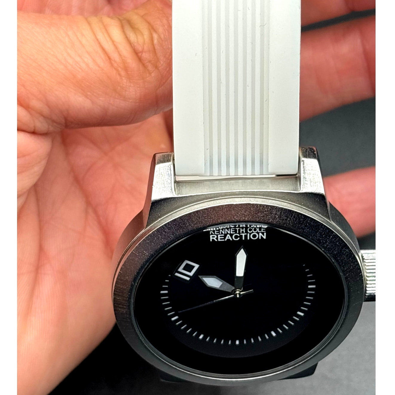 Kenneth Cole Reaction 3010009257 48mm White Silicone Strap Black Dial Mens Watch