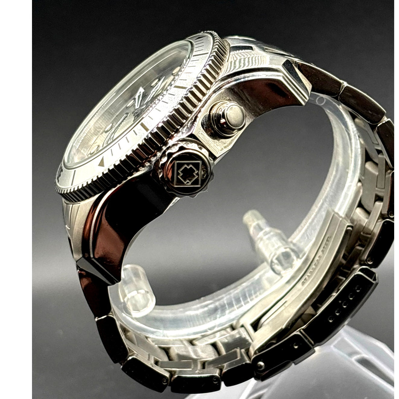 Invicta Pro Diver 6091 GMT 49mm Silver Dial Swiss Quartz Men's Watch