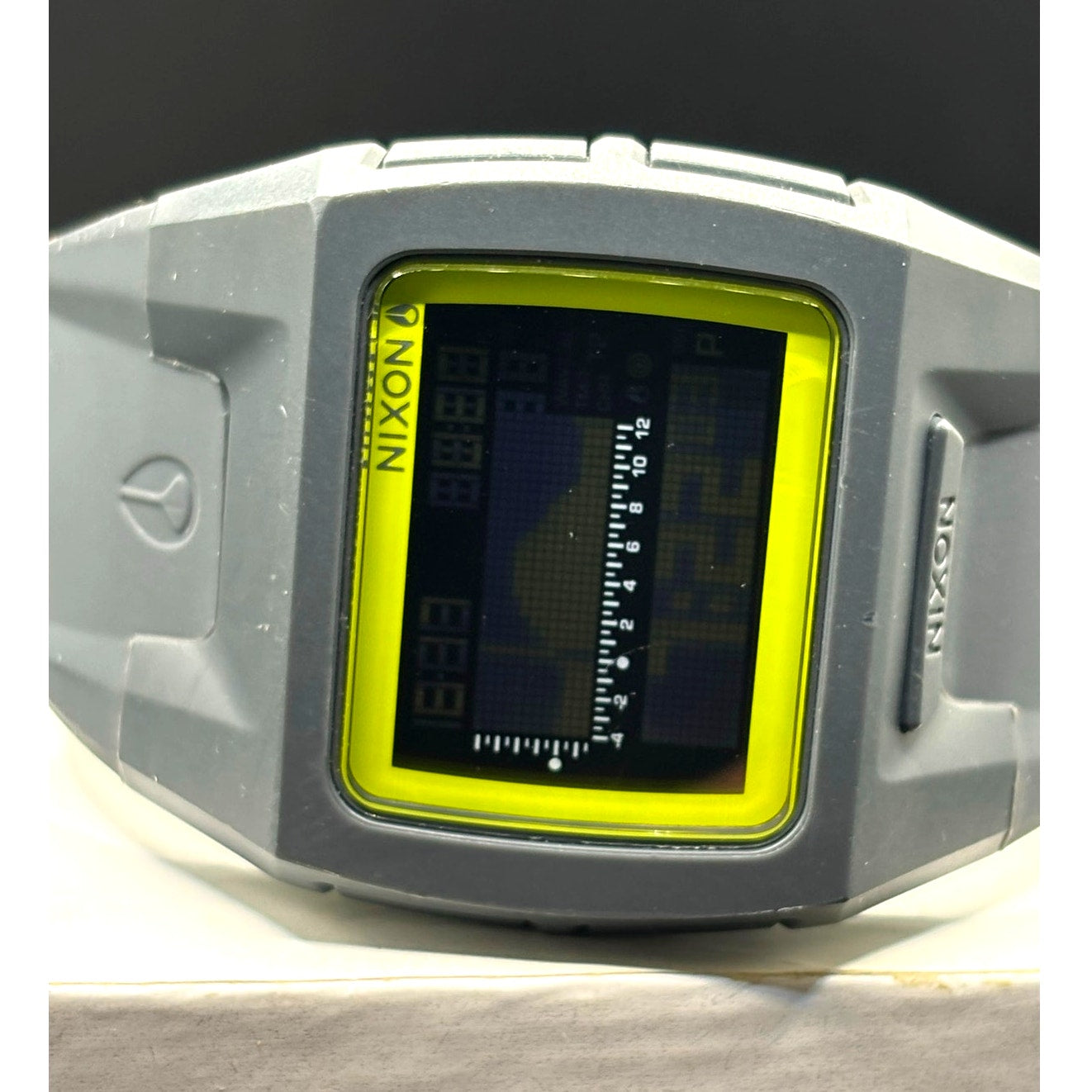 Nixon Lodown II Digital Tide Watch Gray Yellow Surf 100M Box Manual