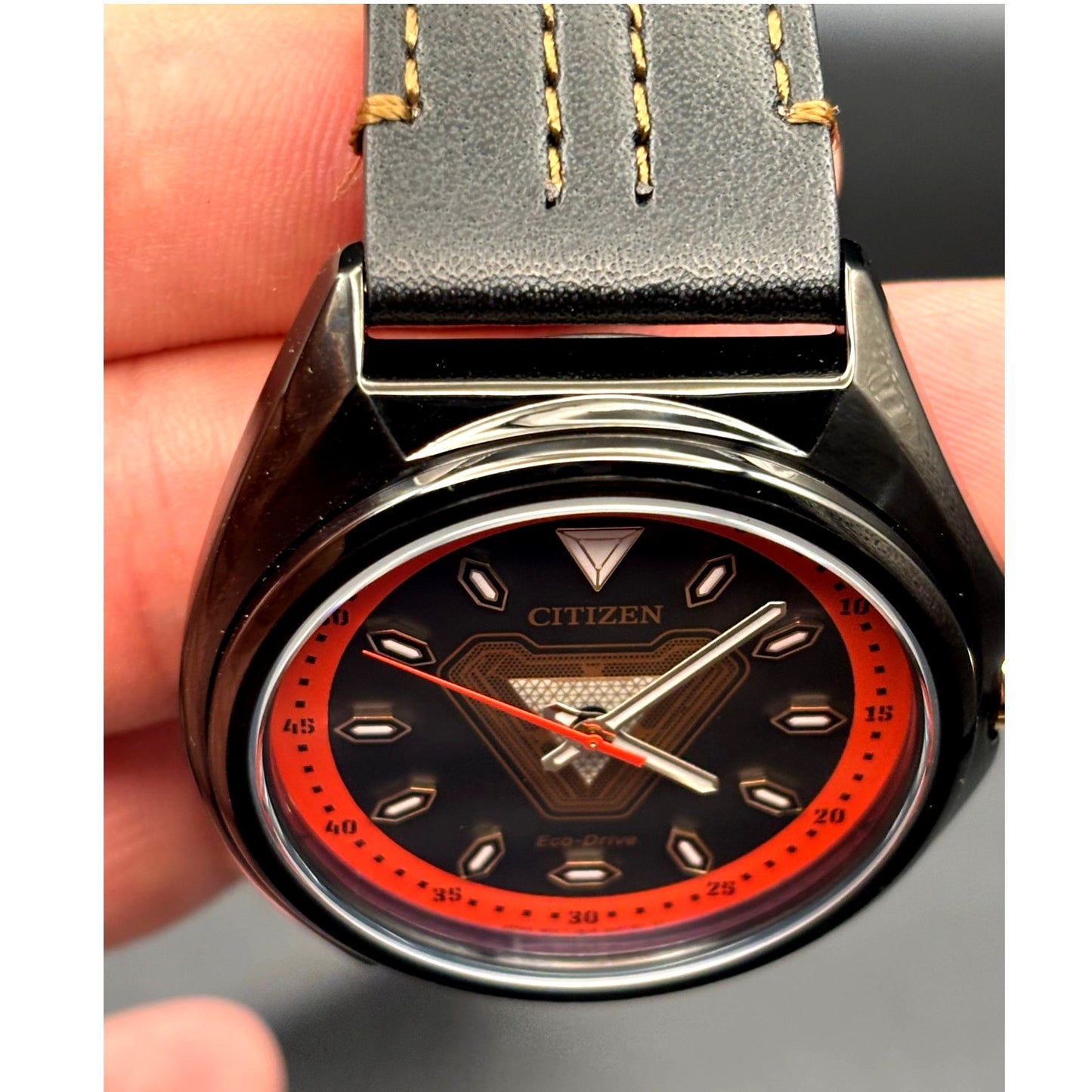 Citizen Eco-Drive Men's Marvel Tony Stark  AW2075-05W Leather Strap Watch NIBWT