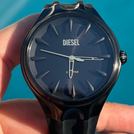 Diesel Streamline DZ2217 Men’s 44mm Black IP Case, Black Dial, Silicone, Quartz