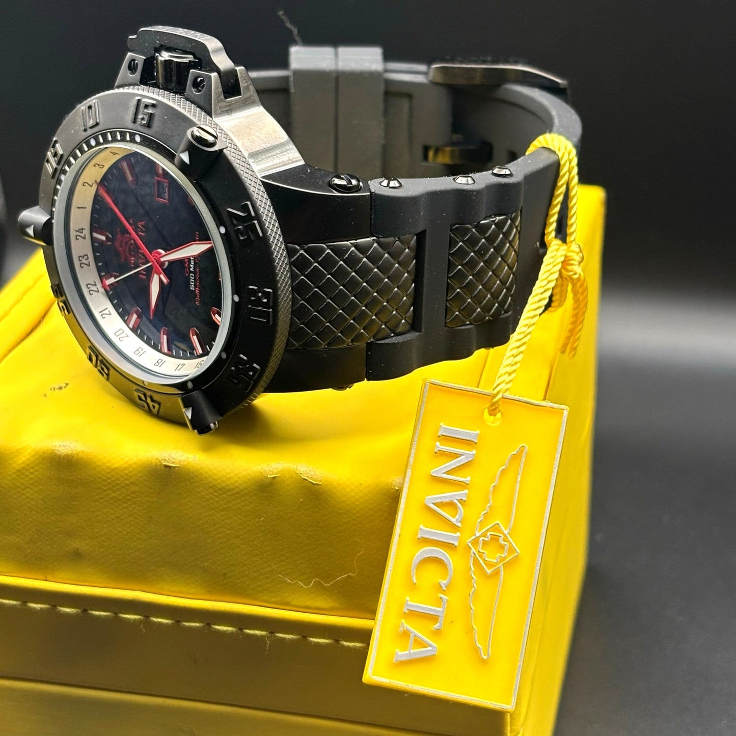 Invicta SubAqua NOMA III 13919 Mens Collector Edition GMT 500M Swiss Made NIBWT