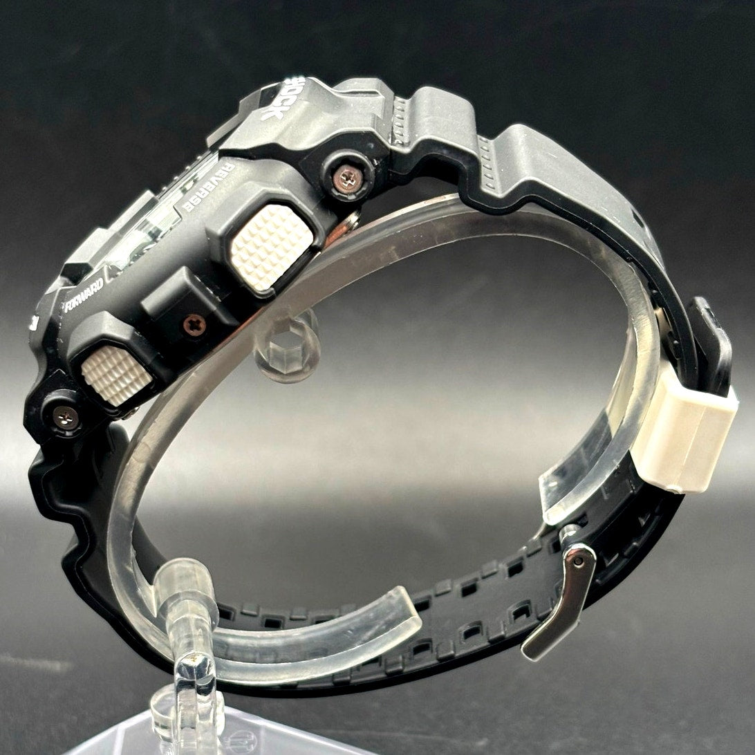 Casio G-Shock GA-110BW-1A Black White Analog Digital 200M Watch NWOT