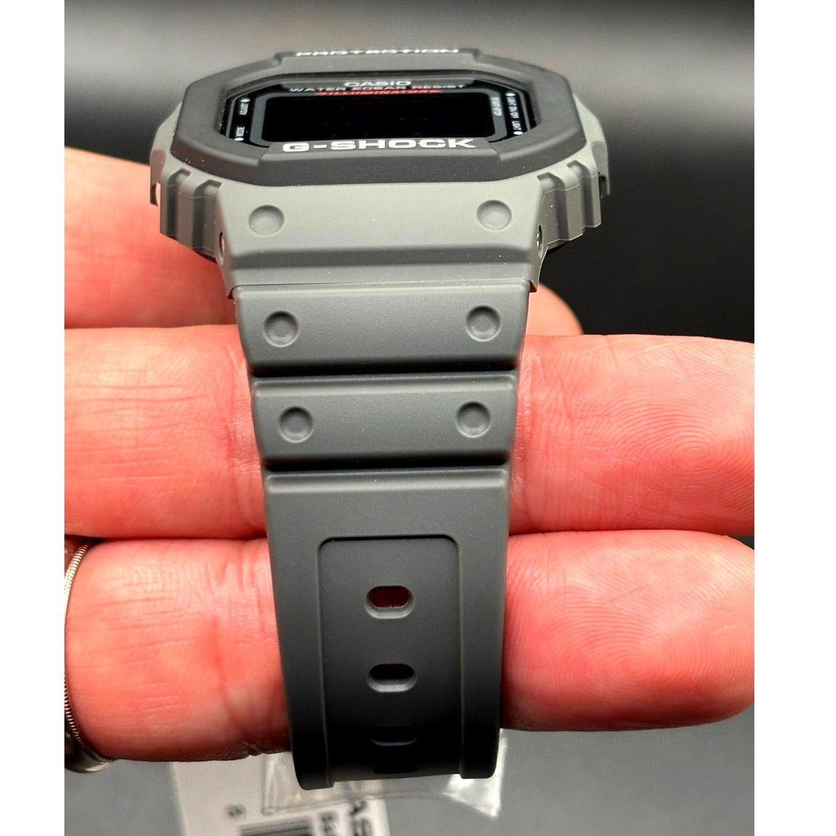 Casio G-Shock DW-5610SU-8 Utility Gray Digital 200M Watch NIBWT Discontinued