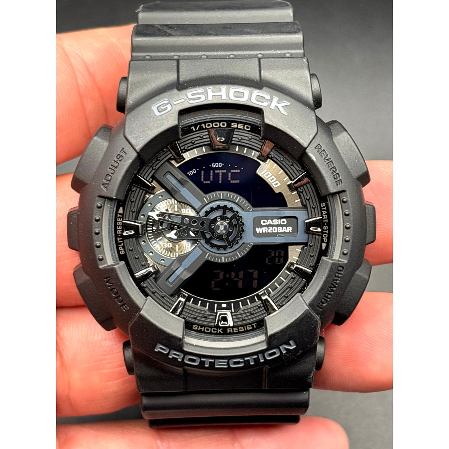 Casio G Shock GA 110 1B Black Analog Digital 200M Mens Watch NIBWT
