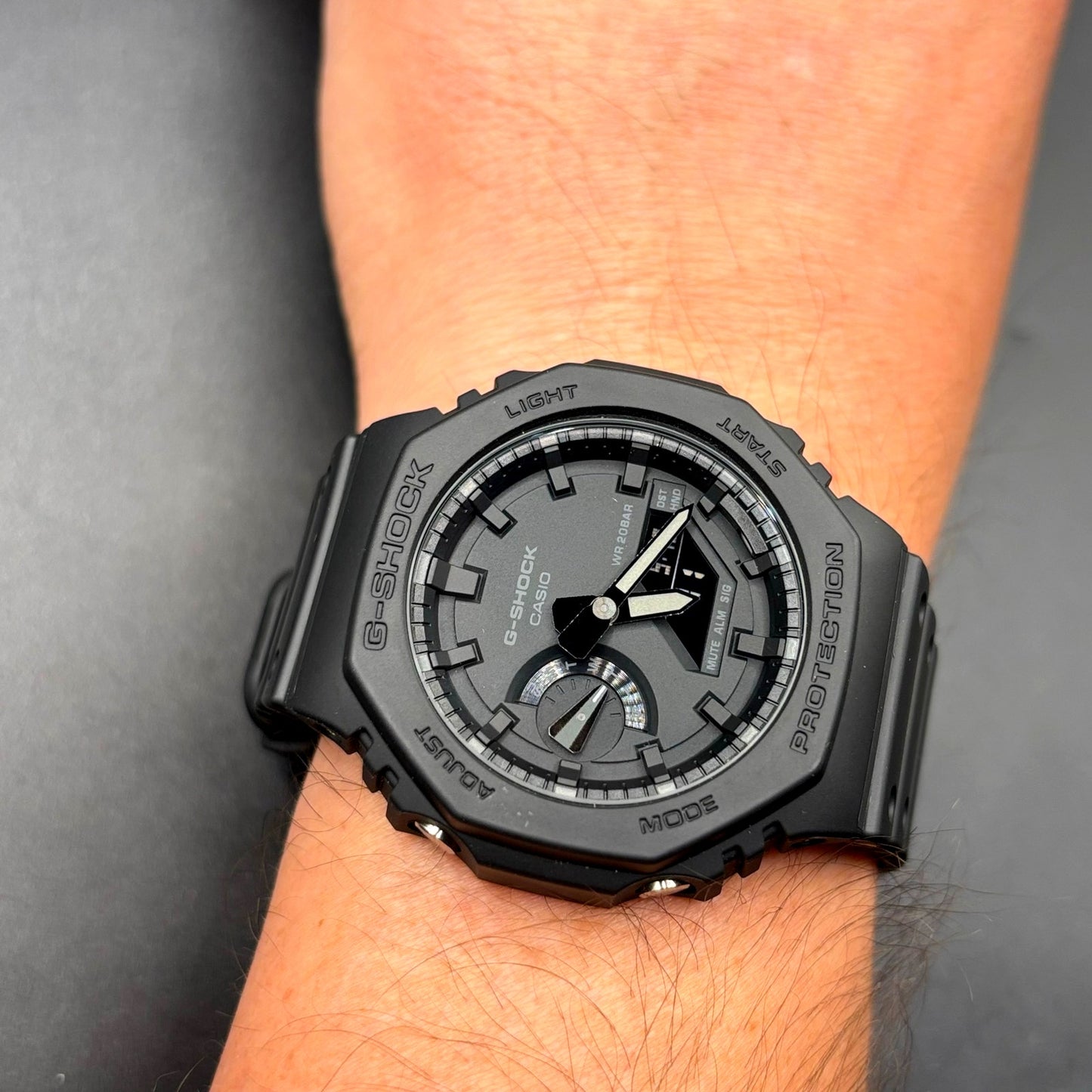 Casio G-Shock GA-2100-1A1 Monochrome Black Carbon Core Guard CasiOak Watch NIB
