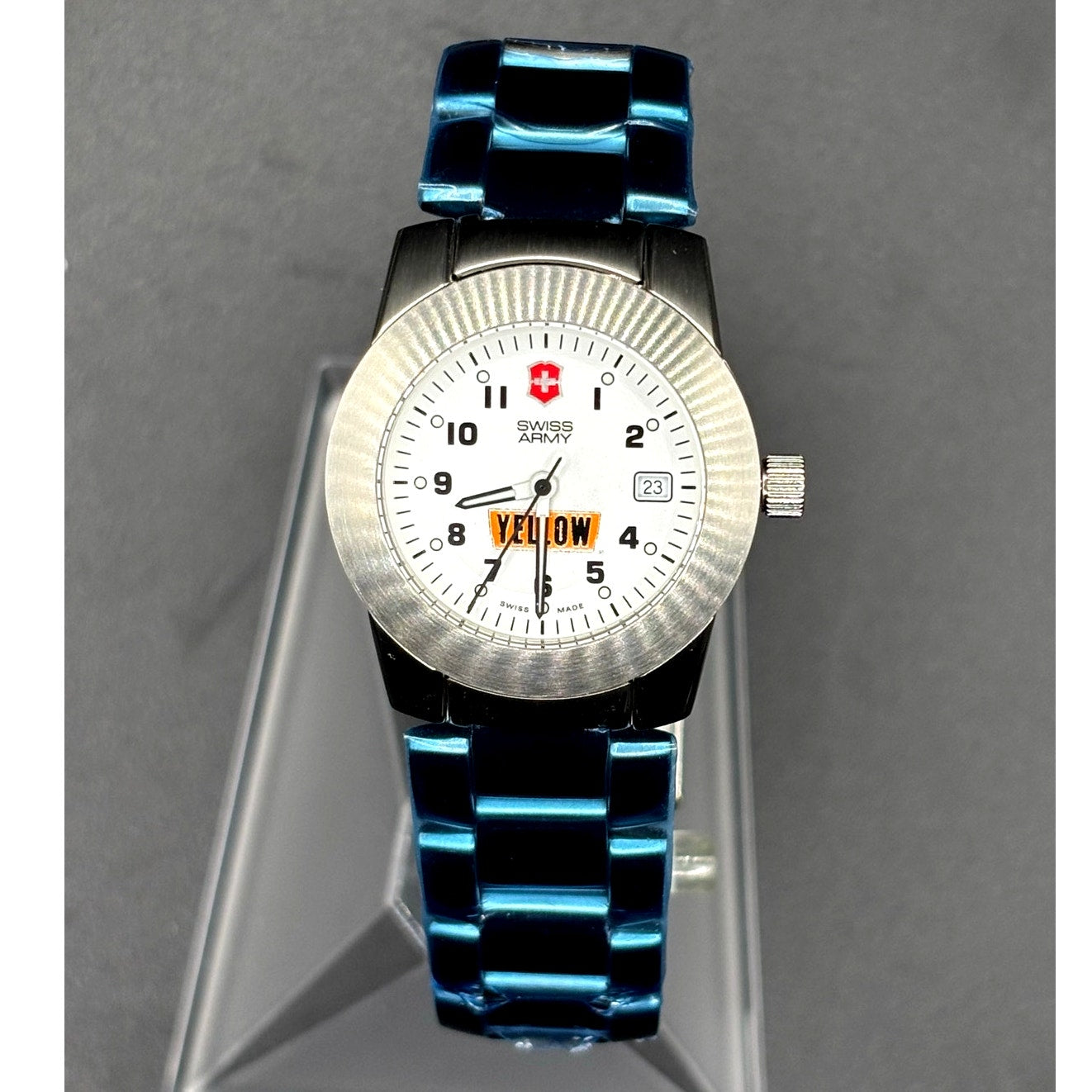 Victorinox Swiss Army Field Watch White Dial Stainless Steel 100M NIB