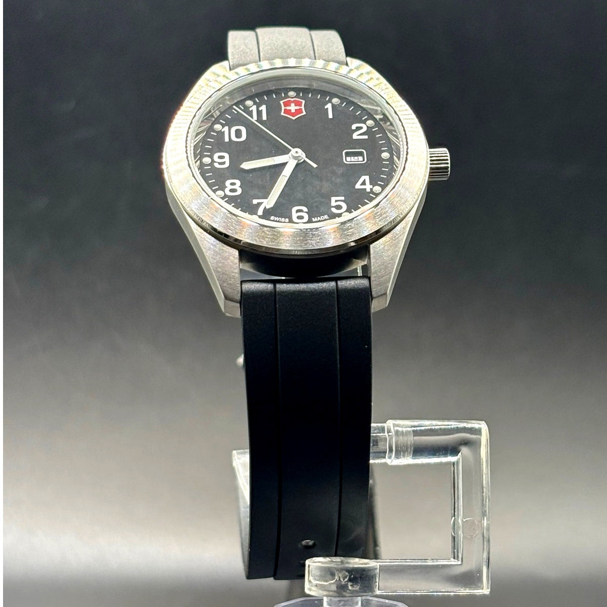 Victorinox Swiss Army Garrison 26033.CB Black 34mm Swiss Watch NWT Full Set