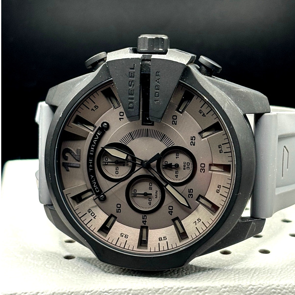 Diesel DZ4496 Mega Chief Men’s Chronograph Gray Dial Silicone Strap 51mm Watch