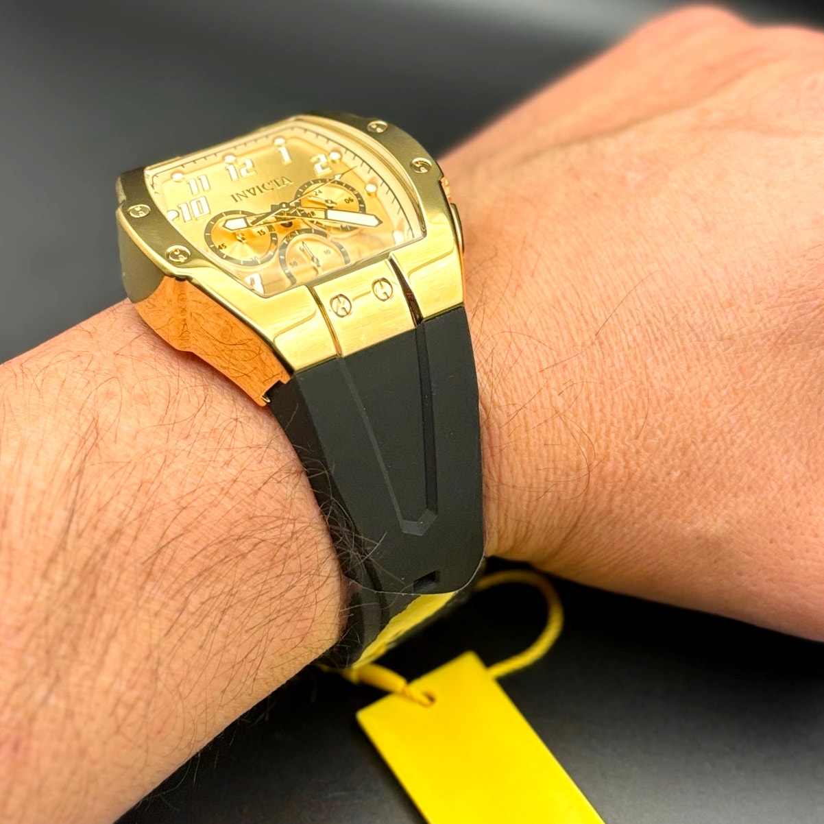 Invicta Racing Gold Rush 48939 Men’s Chronograph Limited Edition NIBWT