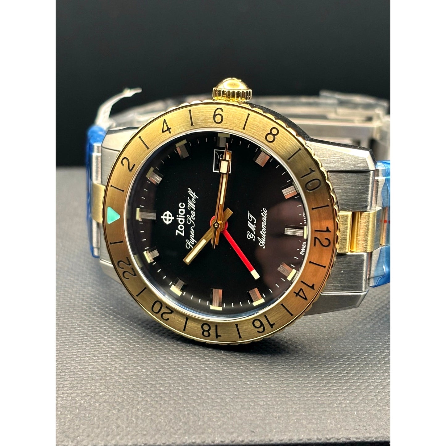 Zodiac Super Sea Wolf ZO9406 Mens 40mm GMT Automatic Stainless Steel Watch NIBWT