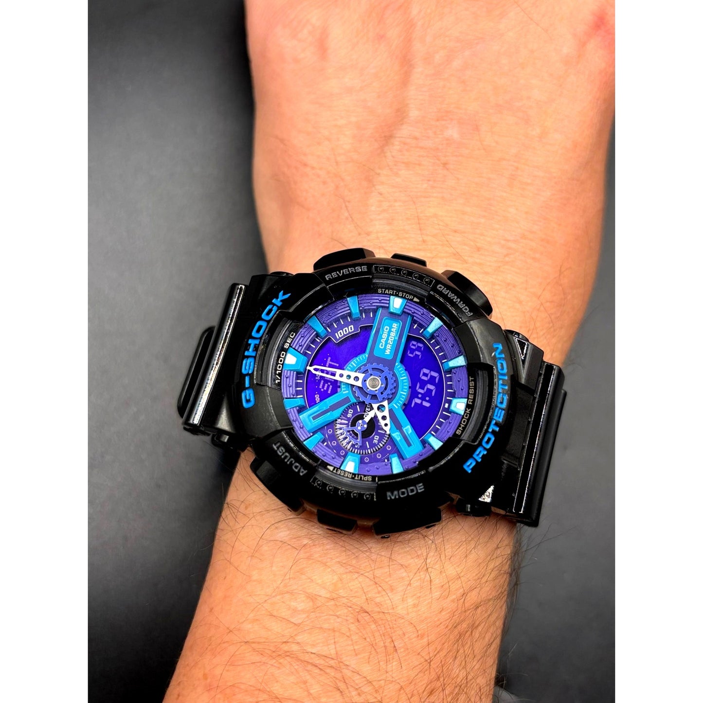 Casio G-Shock GA-110HC-1A Hyper Color Blue Purple Men’s Watch NIBWT