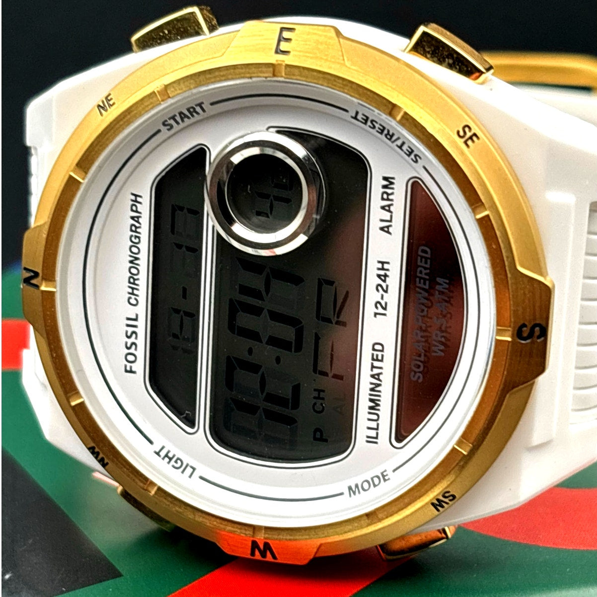 Fossil Everett ES5195 Unisex Solar Powered Digital White Silicone Watch NIBWT