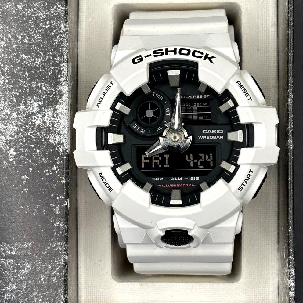 Casio G-Shock GA700-7A Men’s White Analog Digital 53mm Case 200M Watch NIBWT