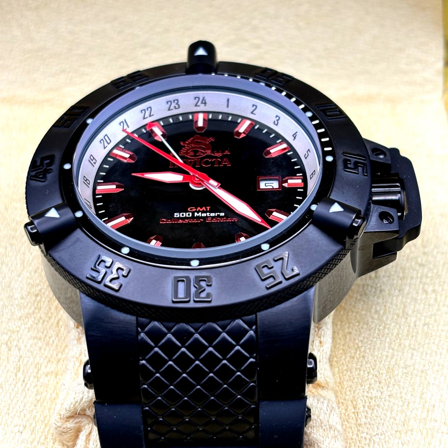 Invicta SubAqua NOMA III 13919 Mens Collector Edition GMT 500M Swiss Made NIBWT