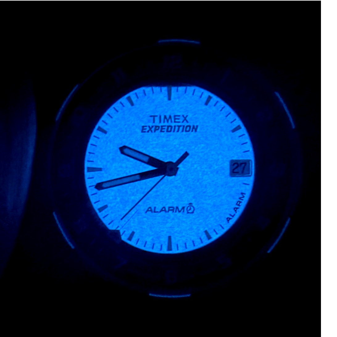 Timex Expedition T43391 Shenmue Alarm Indiglo Steel Bracelet 39mm Vintage Watch