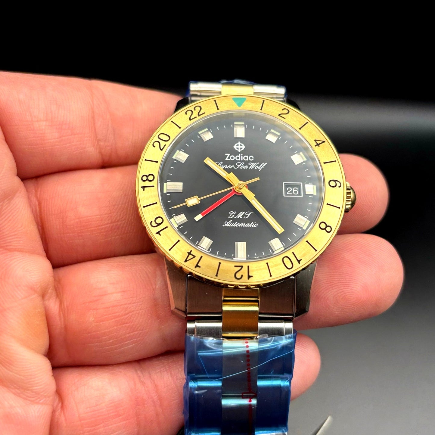 Zodiac Super Sea Wolf ZO9406 Mens 40mm GMT Automatic Stainless Steel Watch NIBWT