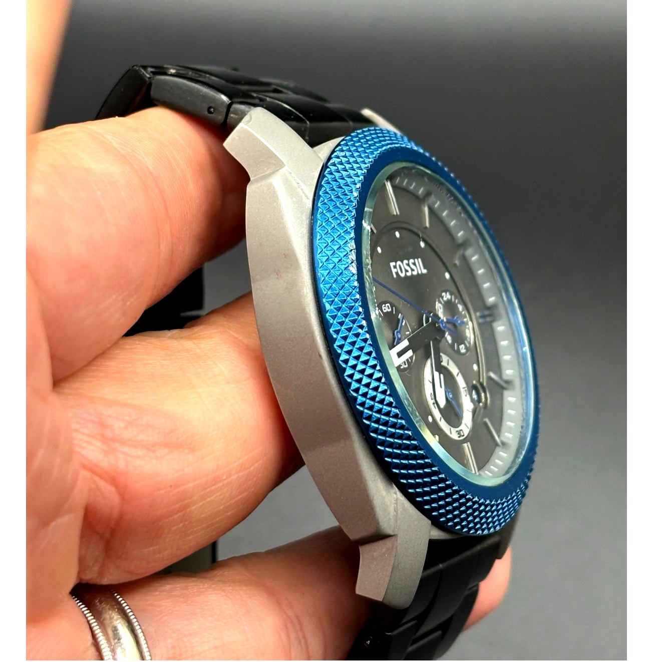 Fossil Machine FS4659 Men’s Chronograph Blue Bezel Gray Dial Black IP Watch