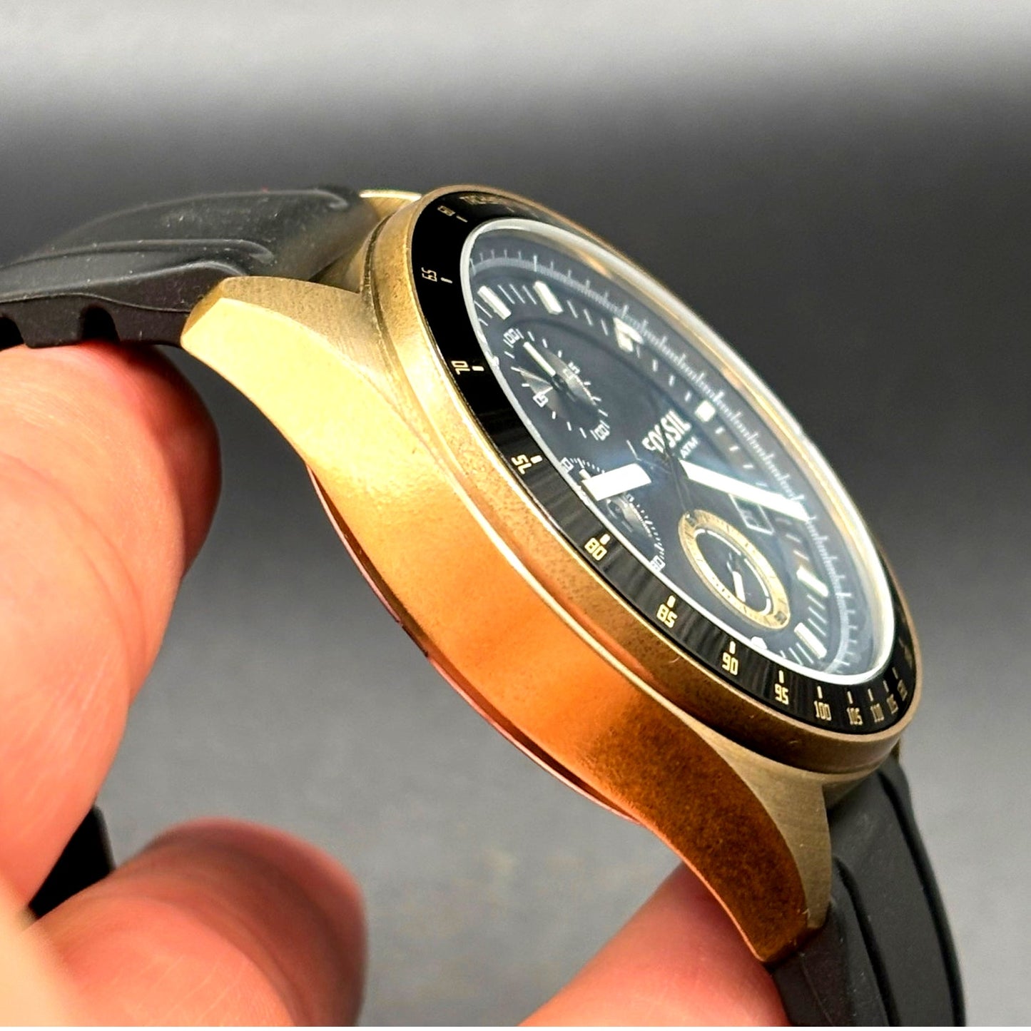 Fossil Decker DE-5003 Chronograph Black Dial Bronze Tone Silicone Strap Watch