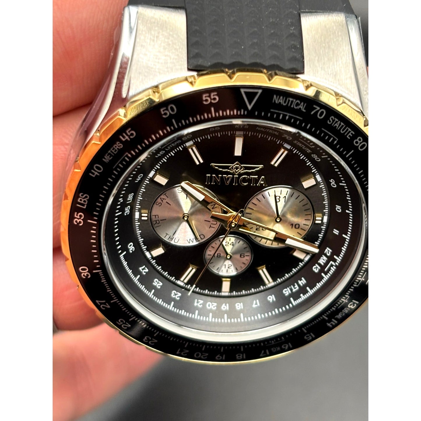 Invicta 33029 Aviator Skyshock Men’s Black Dial Gold Bezel Silicone Watch NIBWT
