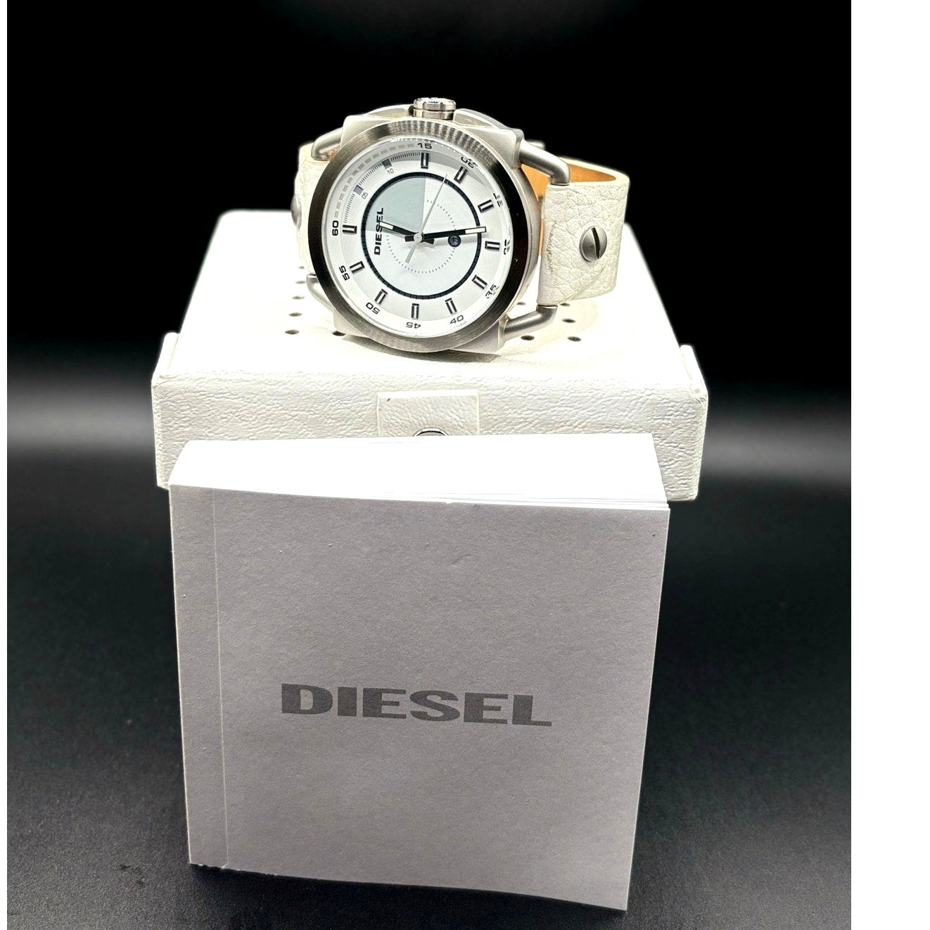 Diesel DZ1577 Descender White Dial White Leather Men’s Watch 46mm