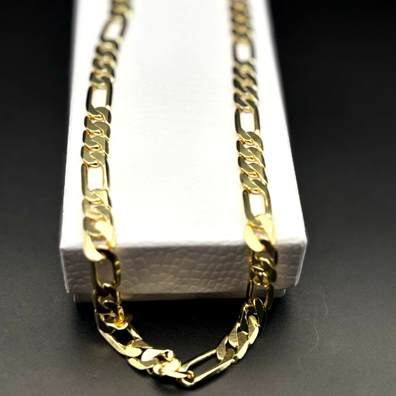American Exchange Mens 18k Gold Plated Figaro Link 22" Inch Chain Necklace NWT