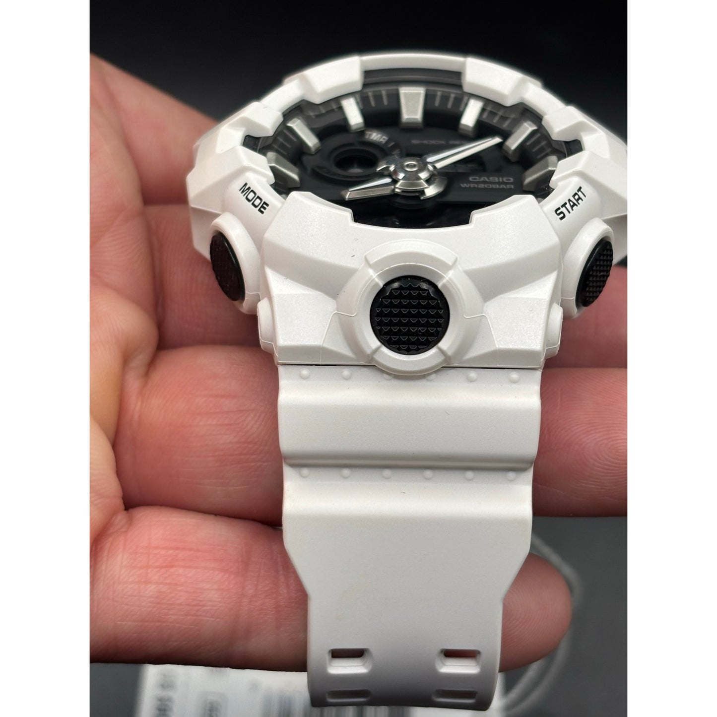 Casio G-Shock GA700-7A Men’s White Analog Digital 53mm Case 200M Watch NIBWT