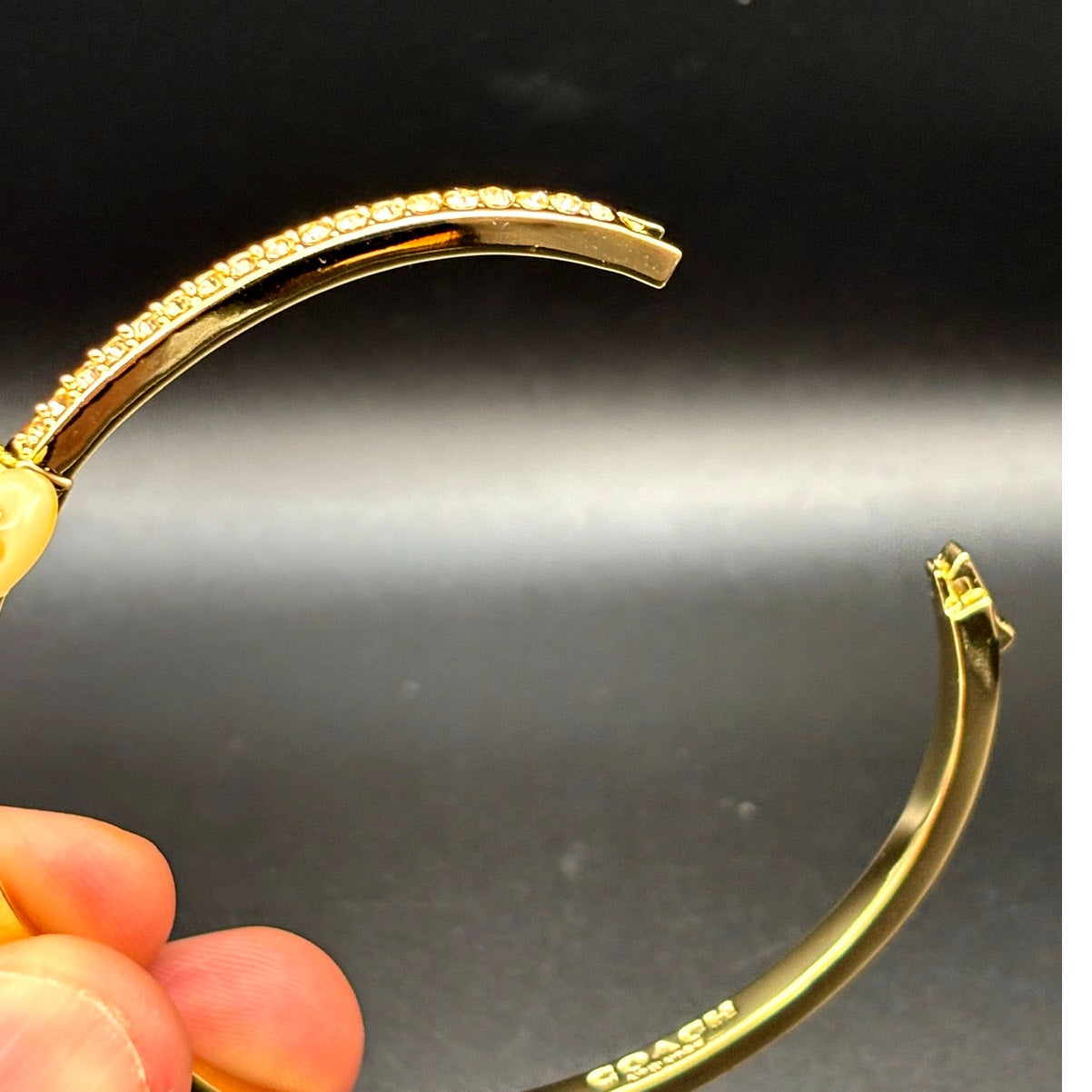 Coach Gold-Tone Stone Heart Charm Bangle Women’s Bracelet NWT Gift Ready