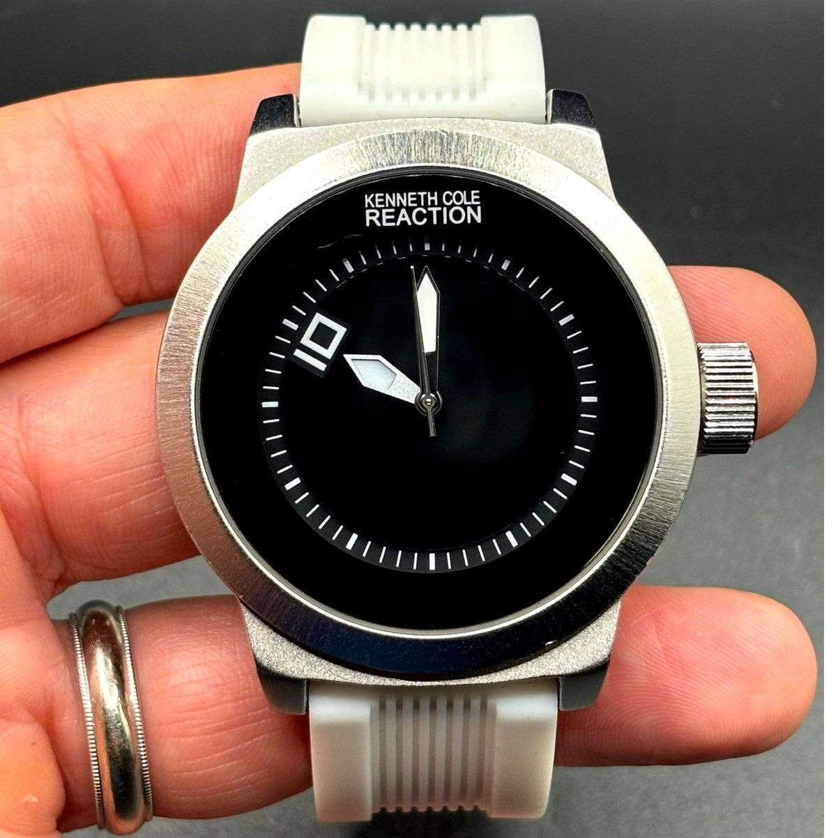 Kenneth Cole Reaction 3010009257 48mm White Silicone Strap Black Dial Mens Watch