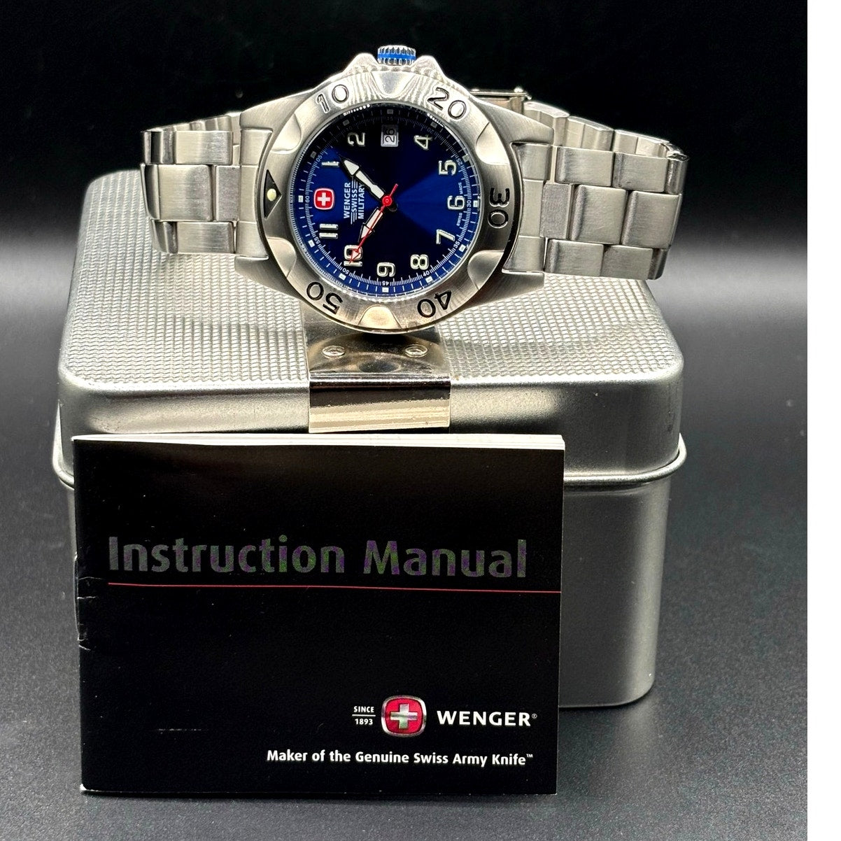 Wenger 79958 Swiss Military Blue Dial Stainless Steel 100M Men's Watch NOS