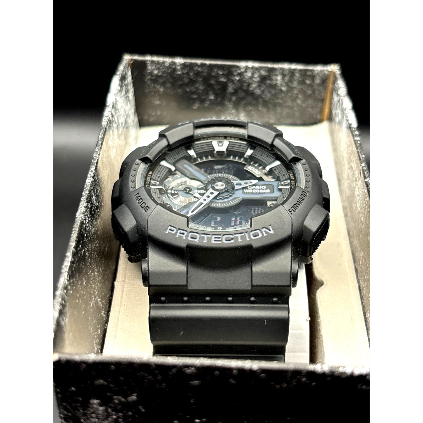 Casio G-Shock GA110-1B Men’s Black Analog-Digital 200M Watch NIBWT