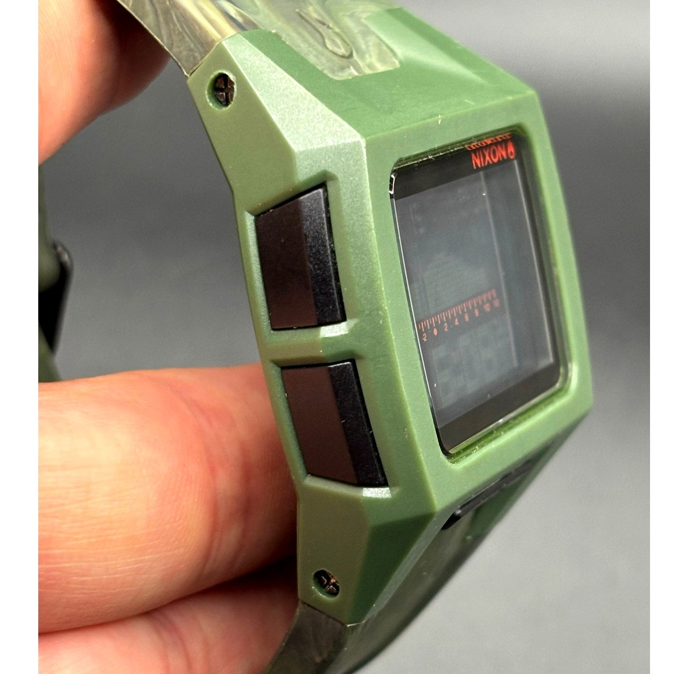 Nixon Lodown II Green Camo Digital Tide Watch Surf 100M
