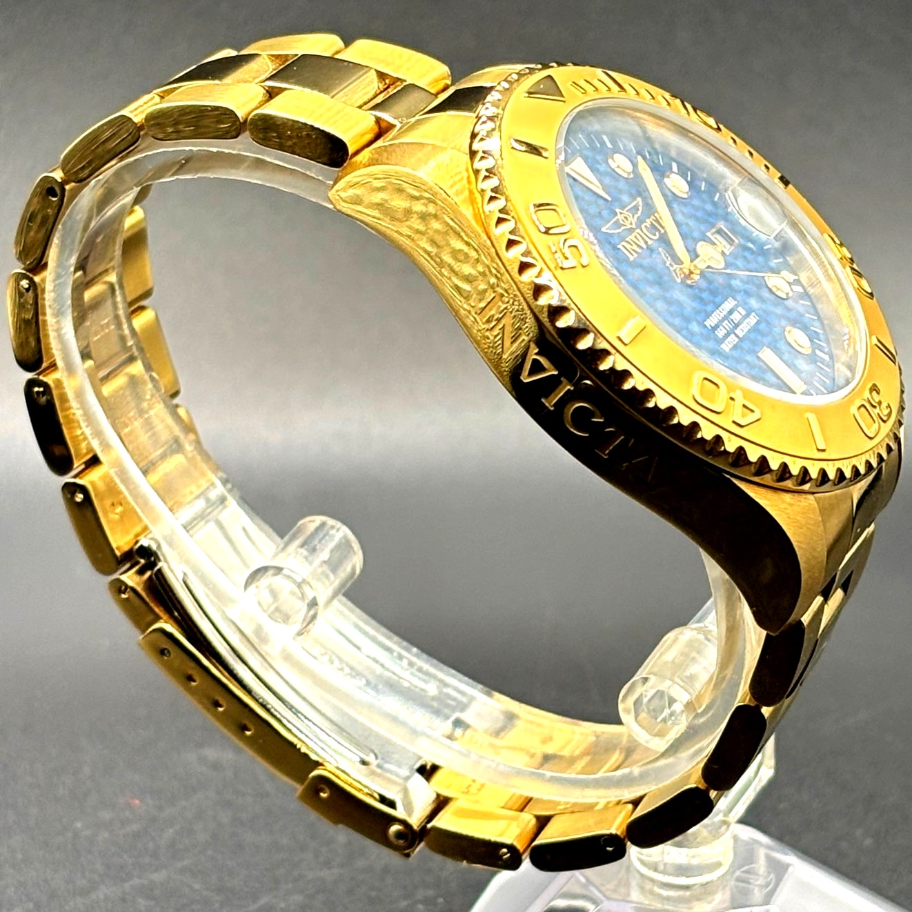 Invicta Pro Diver 15193 Gold Tone Blue Dial 47mm Men’s Dive Style Watch NIBWT