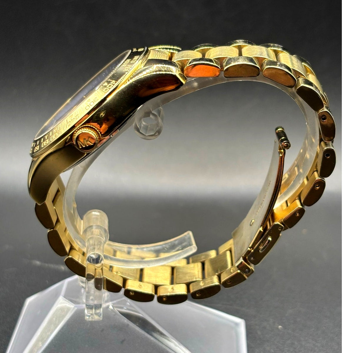 Michael Kors Layton MK6243 Gold Tone Blue Crystal Pave Globe Watch 44mm