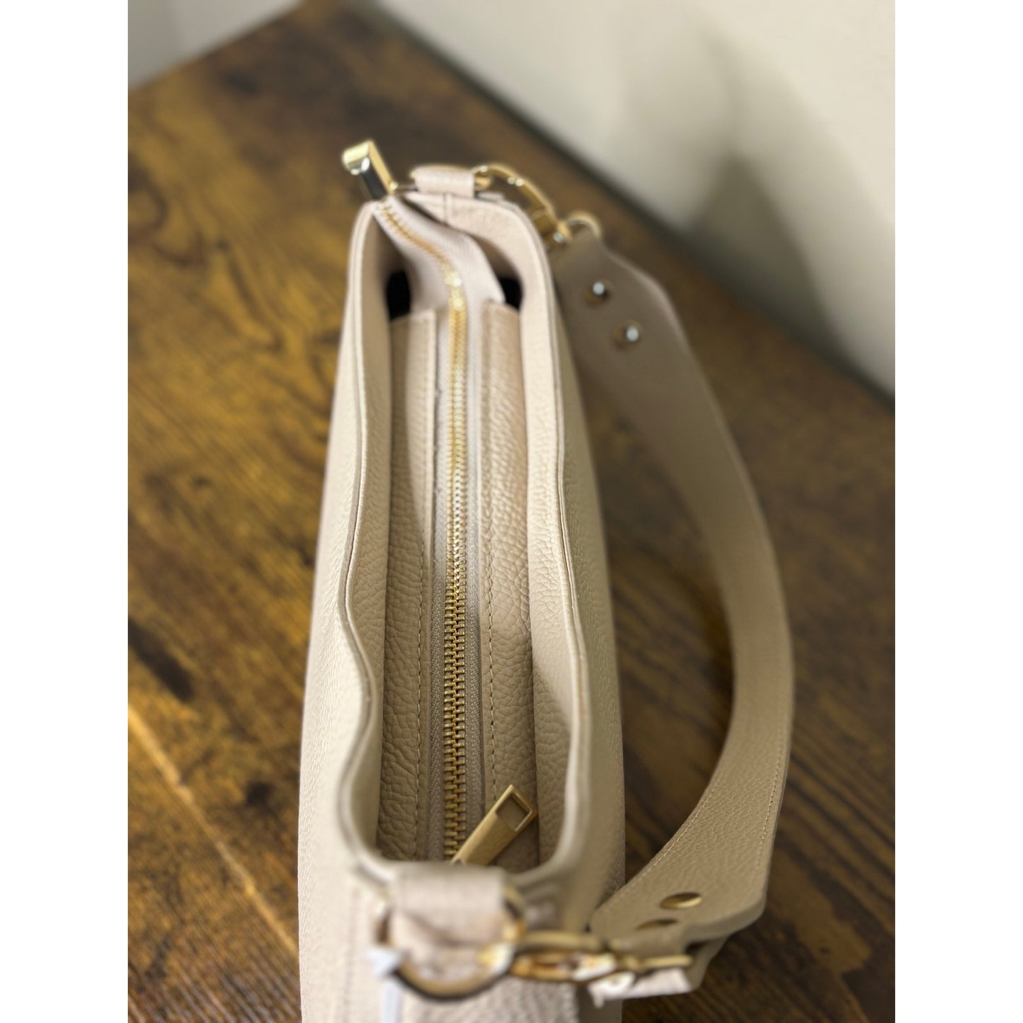 Anna Paola LIA Handbag – Latte Italian Leather, Top Handle + Crossbody, NWT