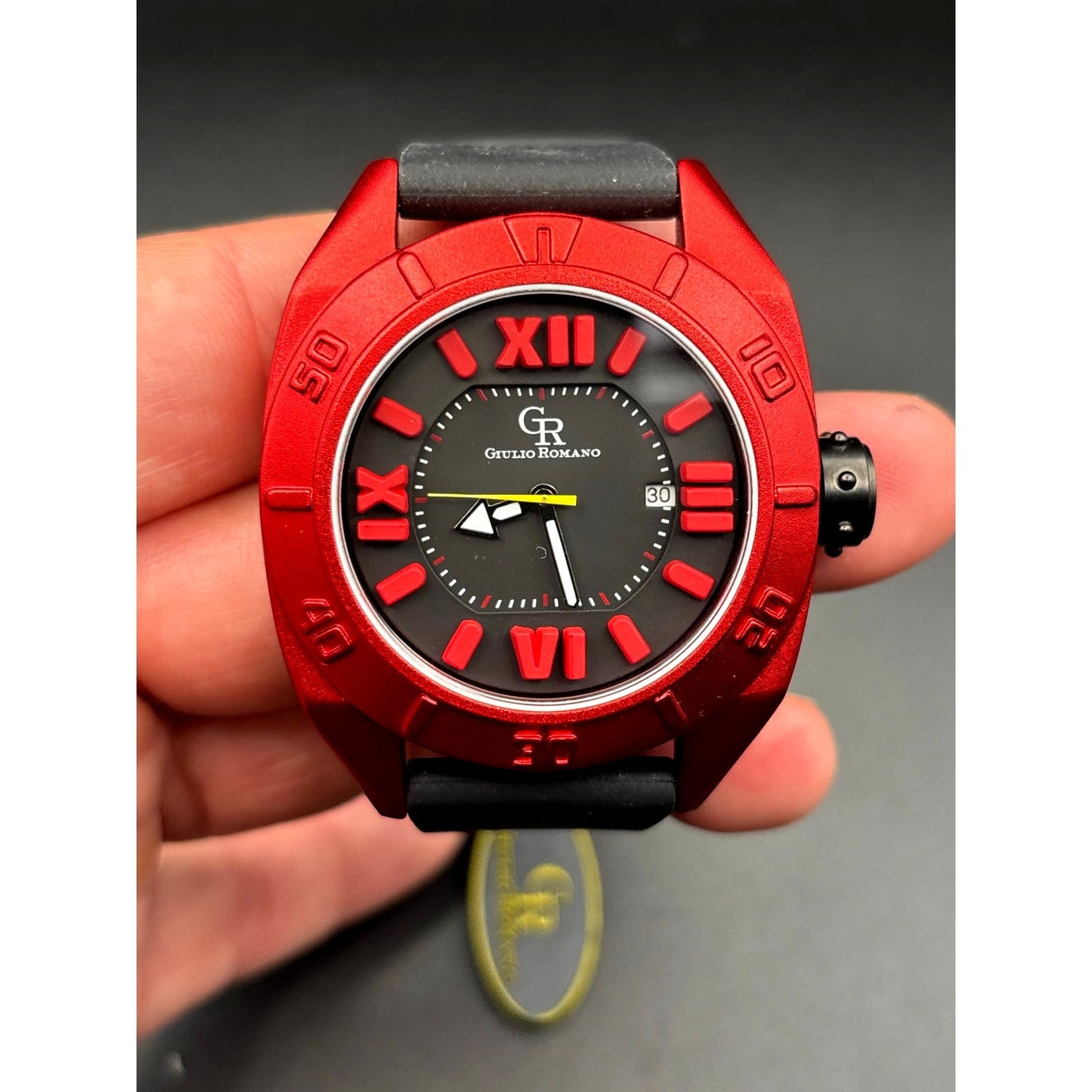 Giulio Romano Men’s Termoli GR-6000-17-004 Red Bezel Black Rubber Watch LNIB