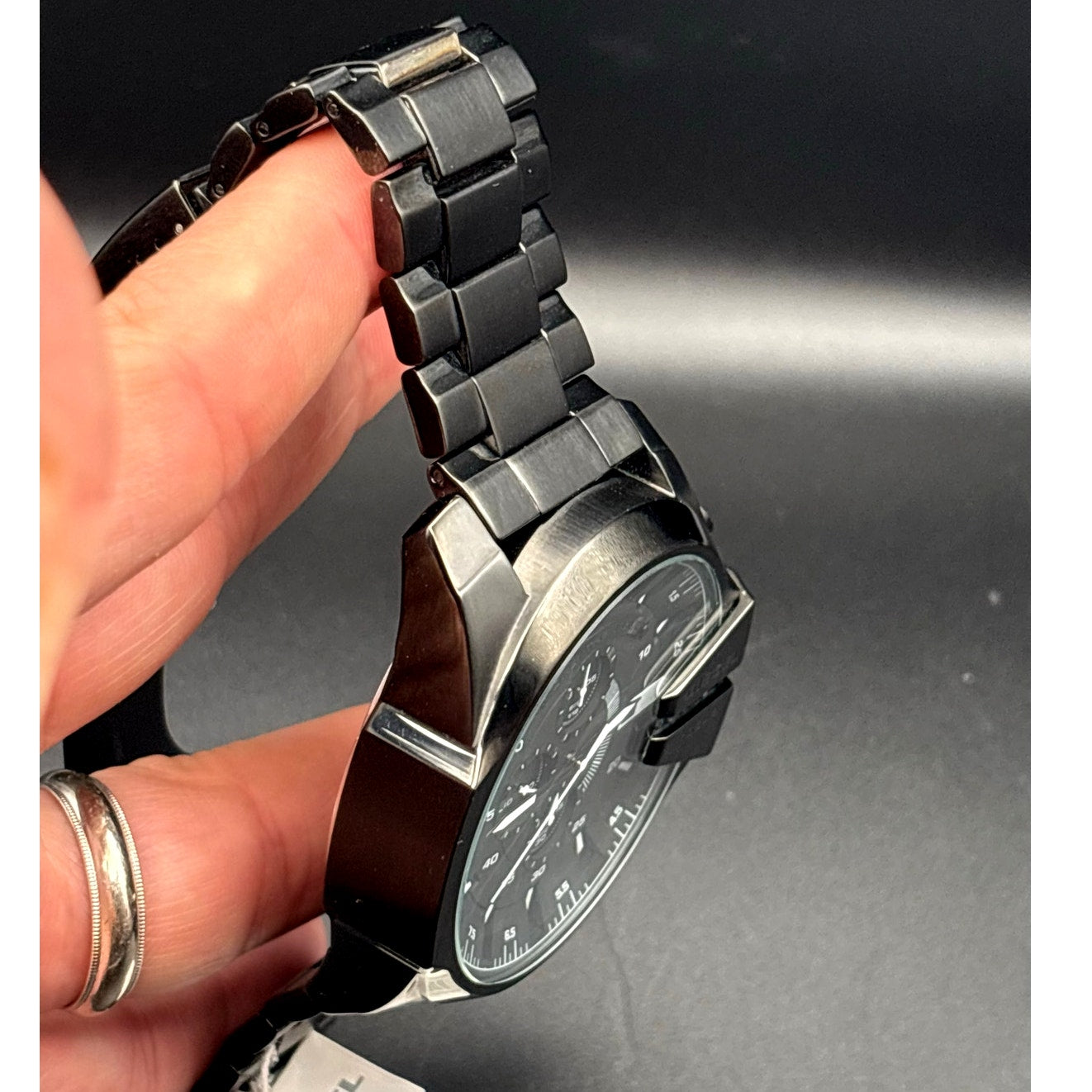 Diesel DZ4283 Mega Chief Men’s Black Stainless Steel Chronograph Watch NIBWT