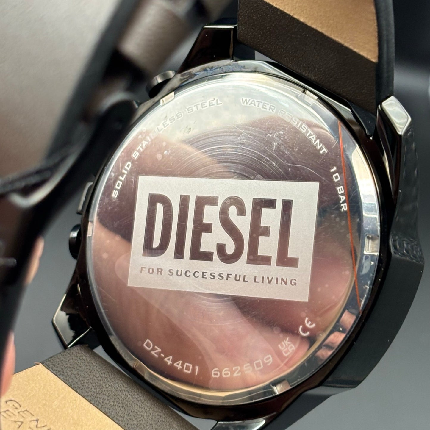 Diesel DZ4401 Mega Chief Men’s Chrono Blue Yellow Dial Brown Leather Watch NIBWT