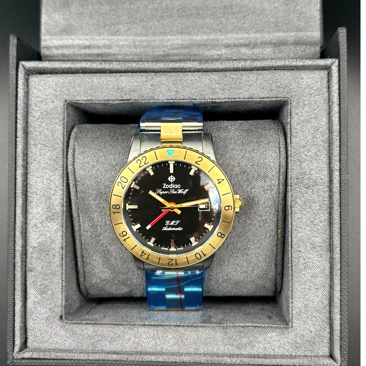 Zodiac Super Sea Wolf ZO9406 Mens 40mm GMT Automatic Stainless Steel Watch NIBWT