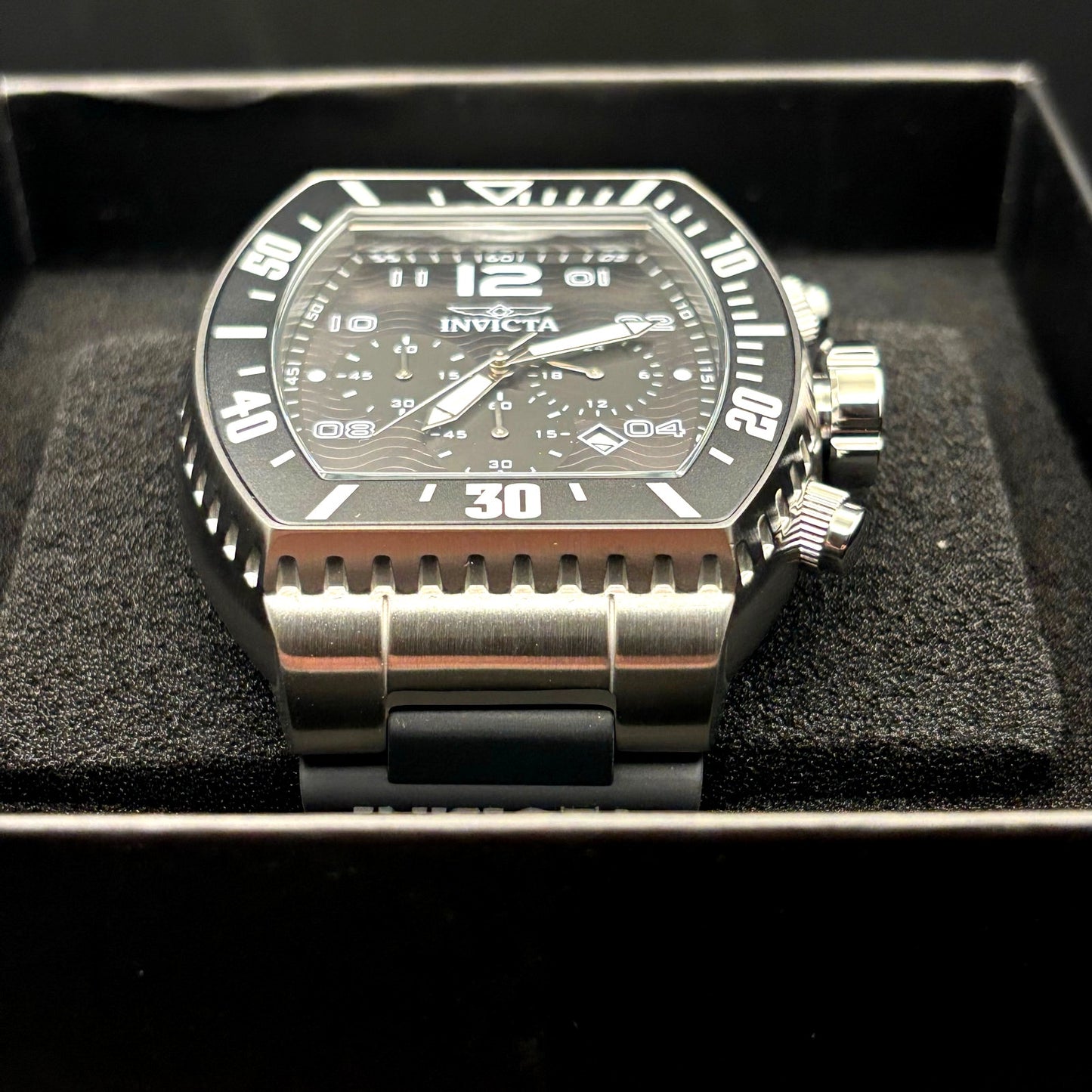 Invicta 47282 Pro Diver Airlock Men's Chronograph Black Dial Silicone Strap New
