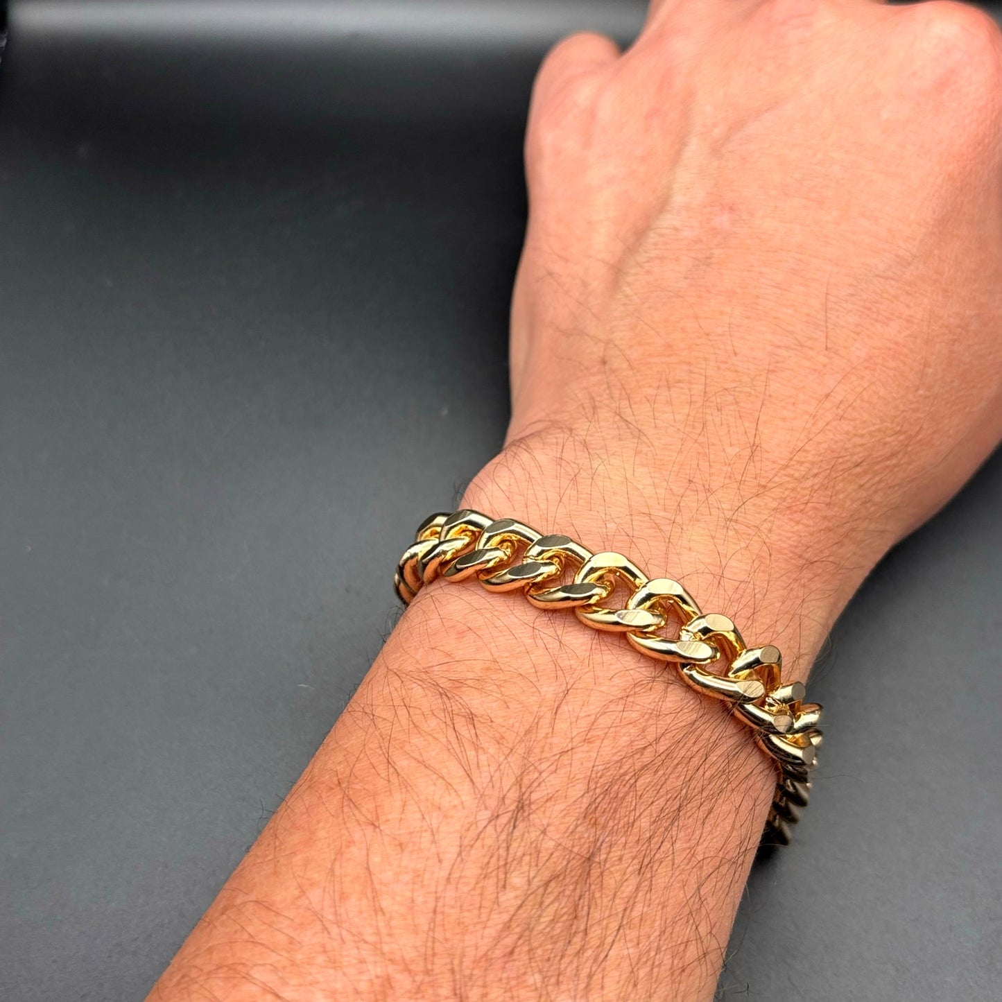 Slate Men’s Gold Plated Stainless Steel Cuban Link Bracelet 8.5in10mm NWT