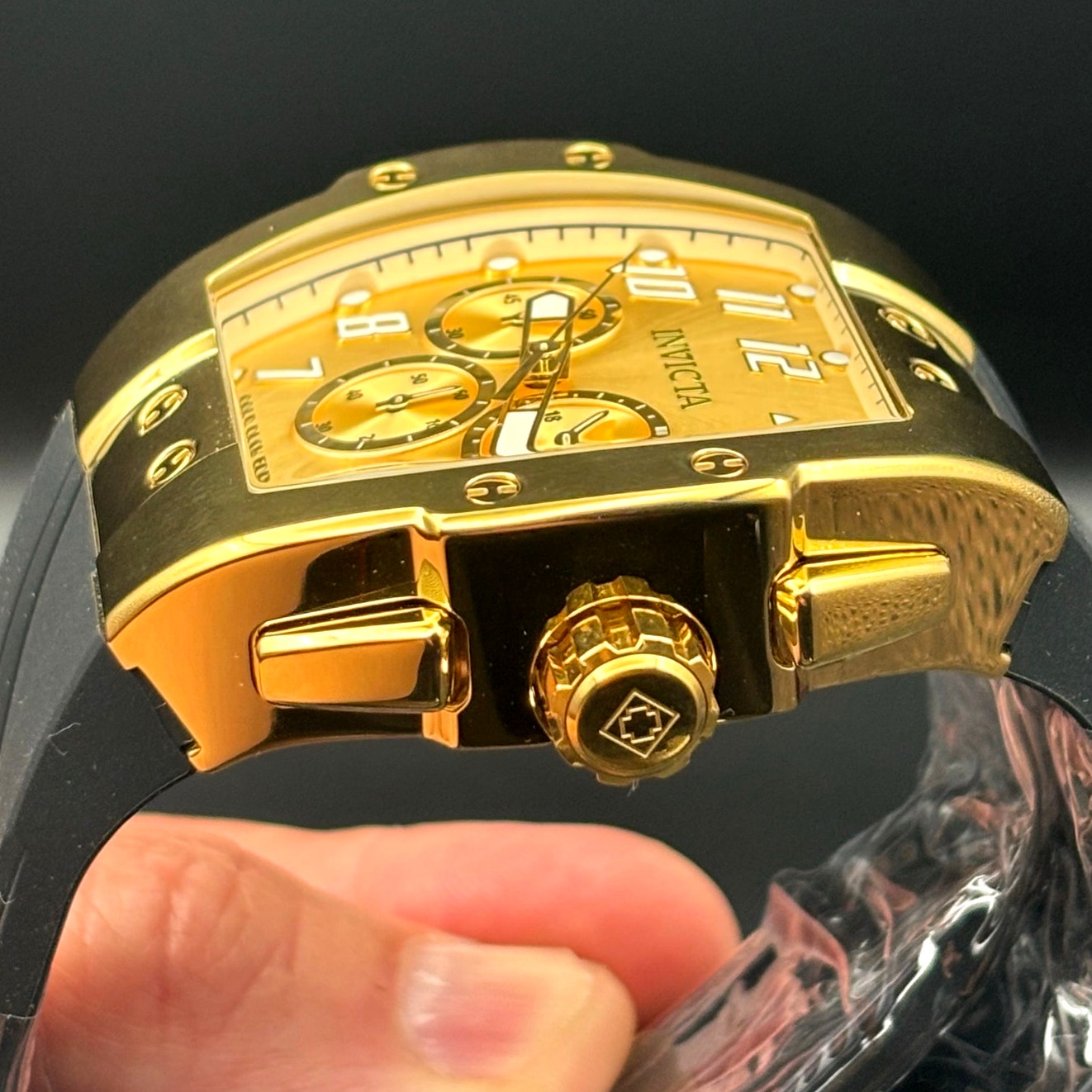 Invicta Racing Gold Rush 48939 Men’s Chronograph Limited Edition NIBWT