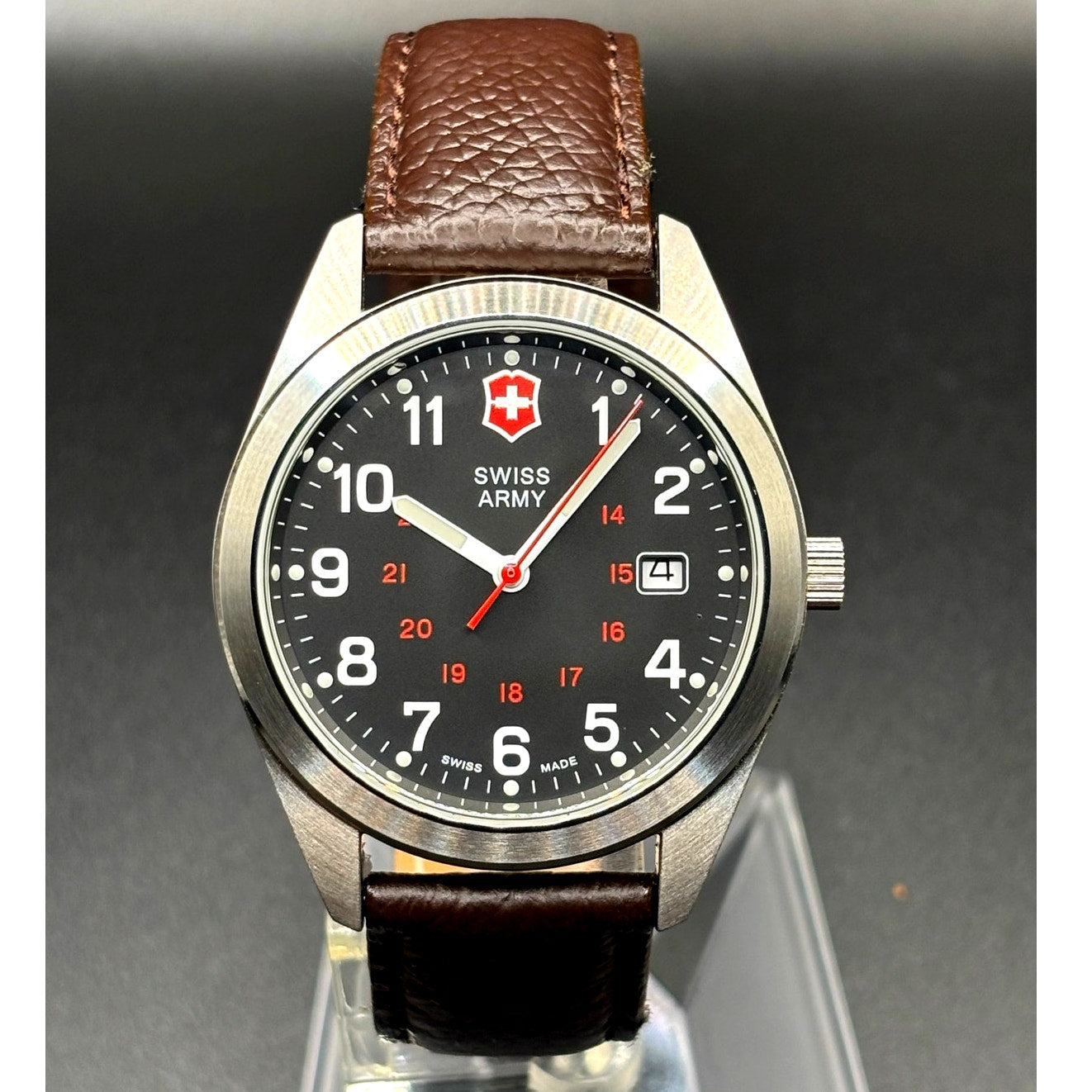 Victorinox Swiss Army Garrison 241083 Black Dial 40mm Leather Watch
