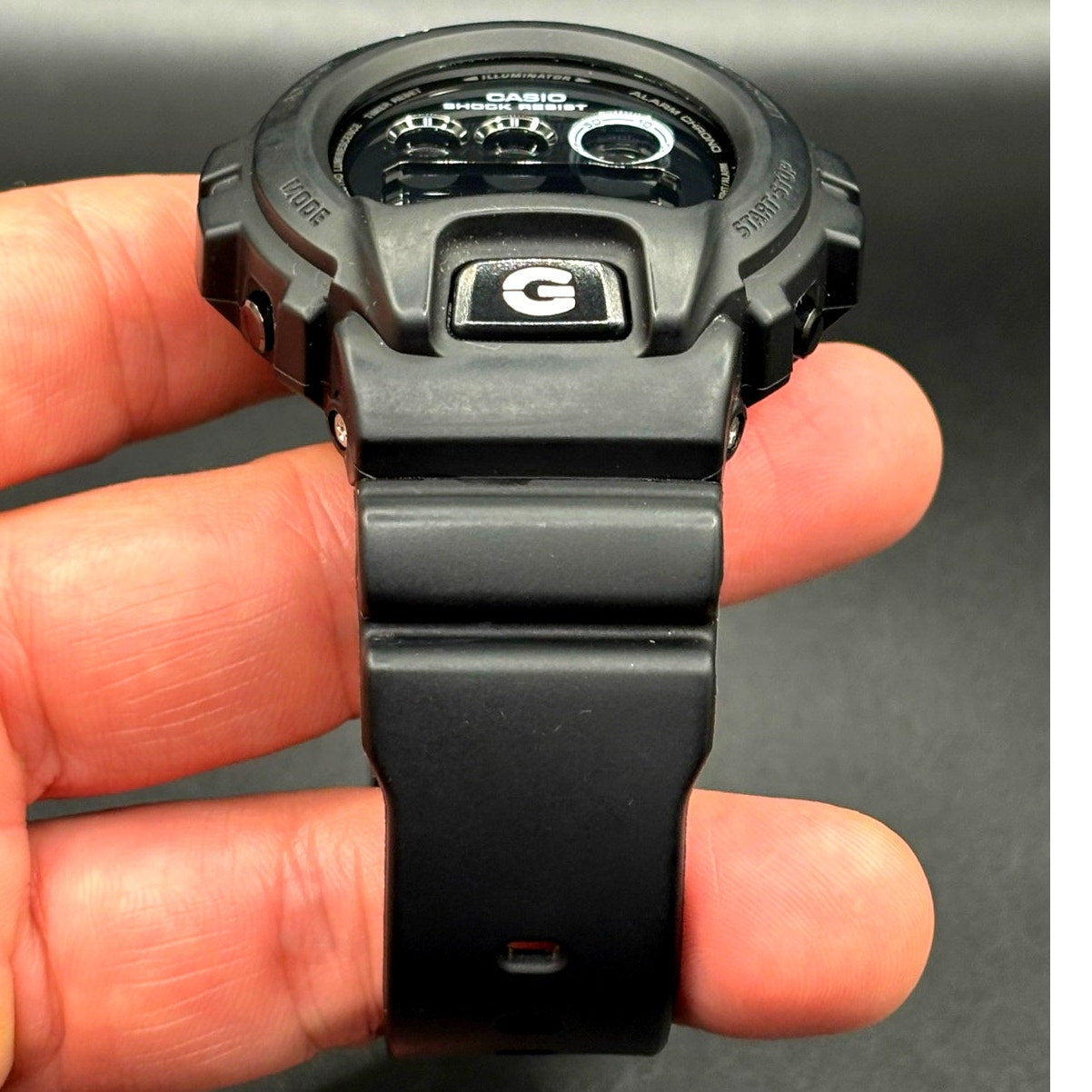 Casio G-Shock DW6900BW-1 Garish Black 200M Mens Watch Discontinued
