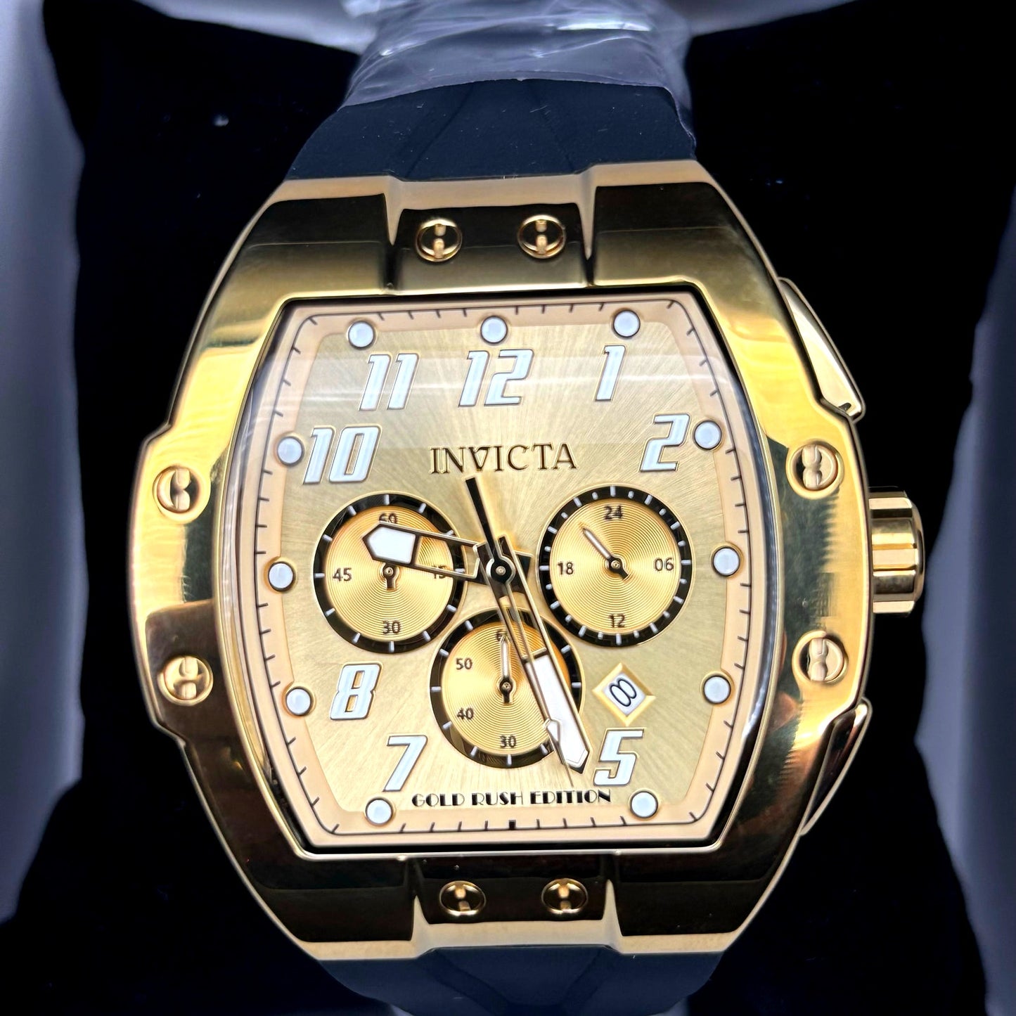Invicta Racing Gold Rush 48939 Men’s Chronograph Limited Edition NIBWT