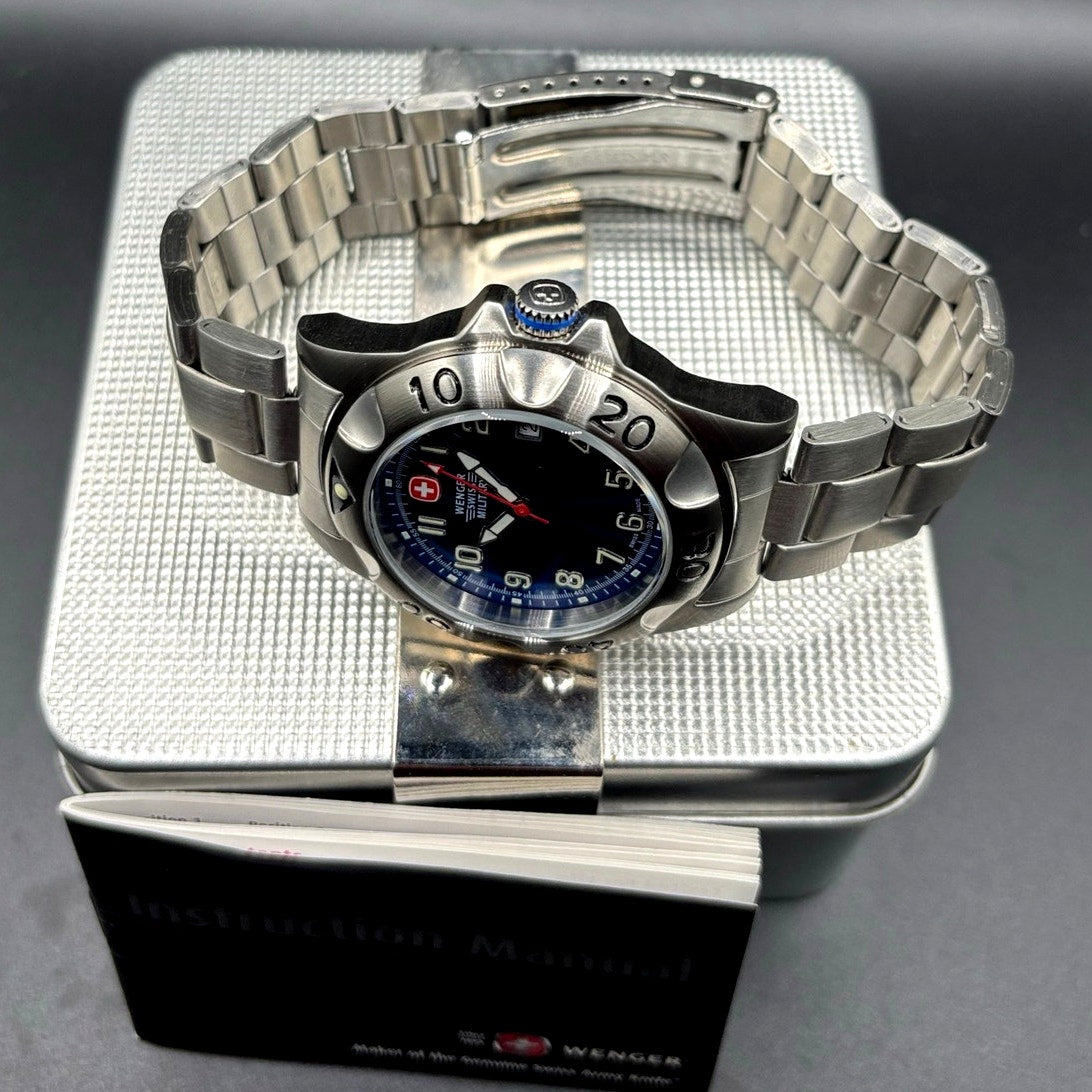 Wenger 79958 Swiss Military Blue Dial Stainless Steel 100M Men's Watch NOS
