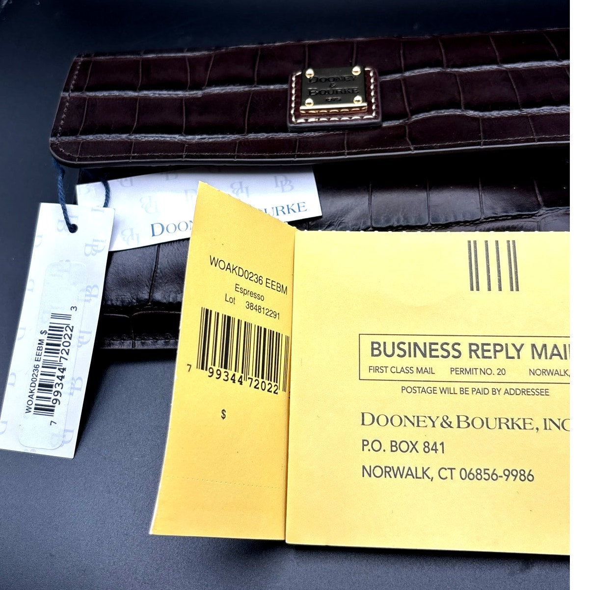 Dooney & Bourke Oakdale Milly Wristlet Espresso Embossed Calfskin Leather NWT
