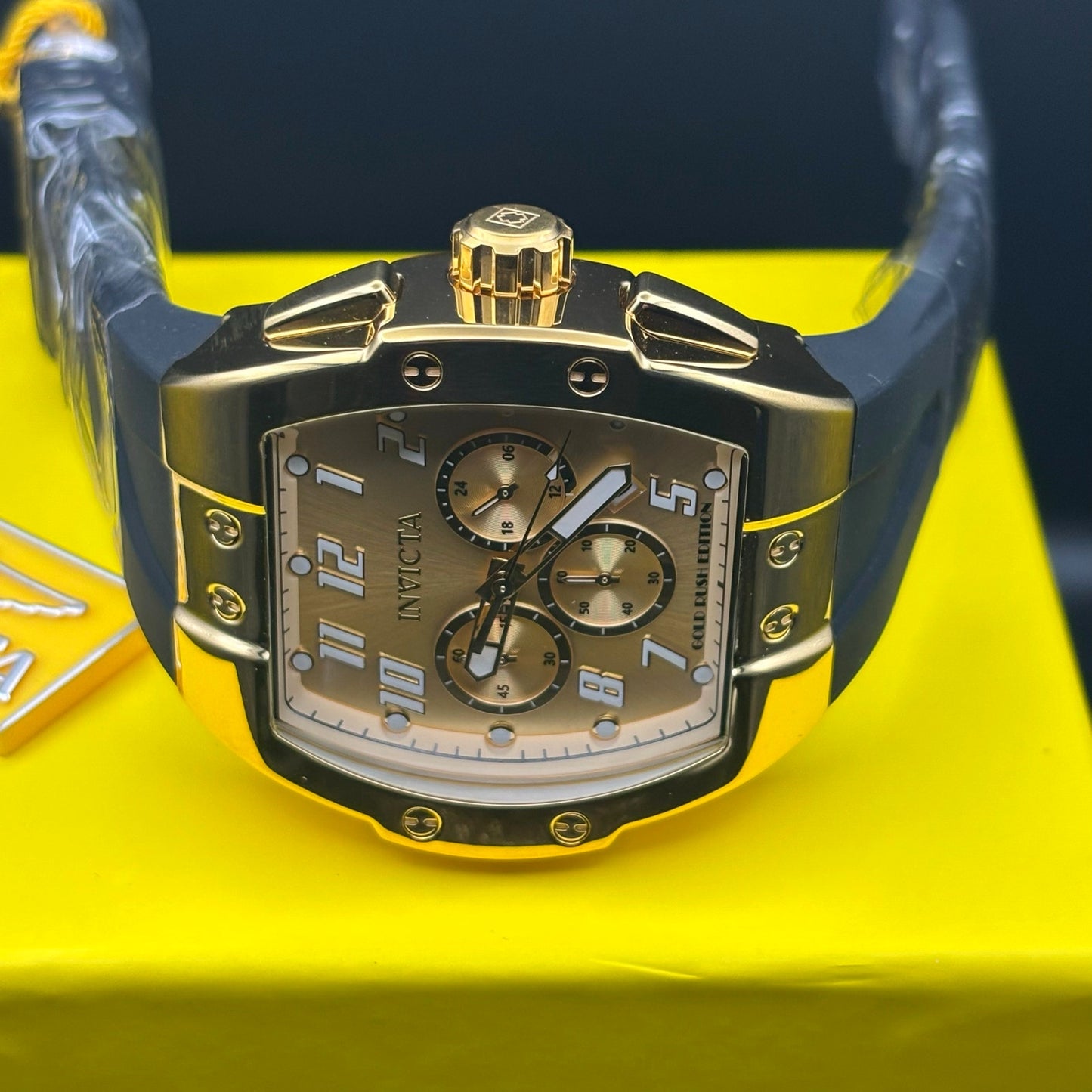 Invicta Racing Gold Rush 48939 Men’s Chronograph Limited Edition NIBWT